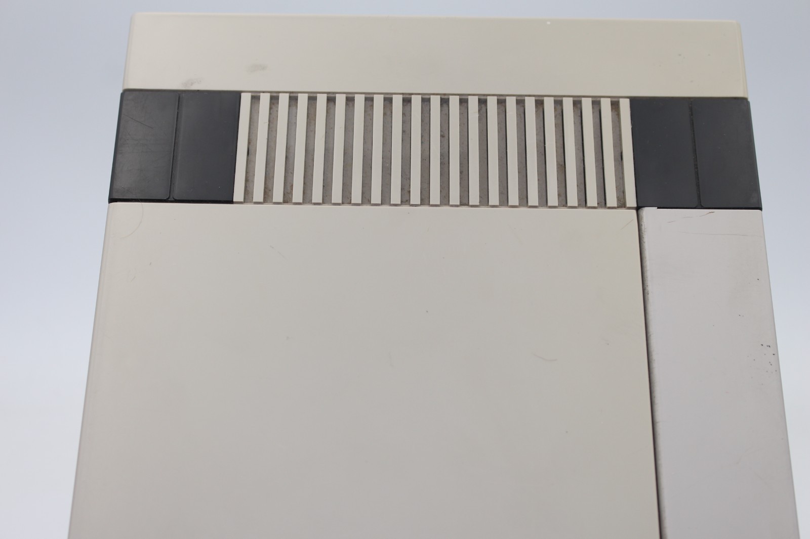 NES Console w/ controller and cables, Tested w/ 3 Games; Mario Othello Monopoly