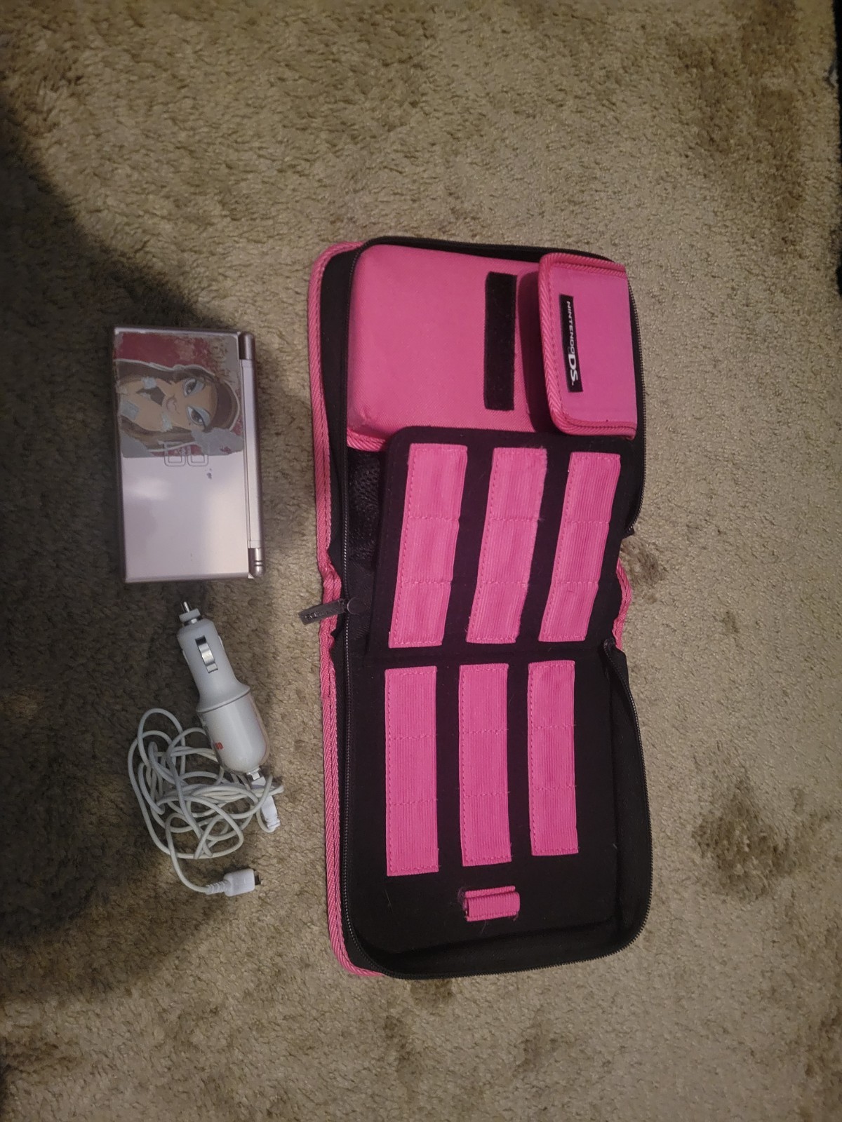 Nintendo DS Lite System Portable Gaming Console – Coral Pink