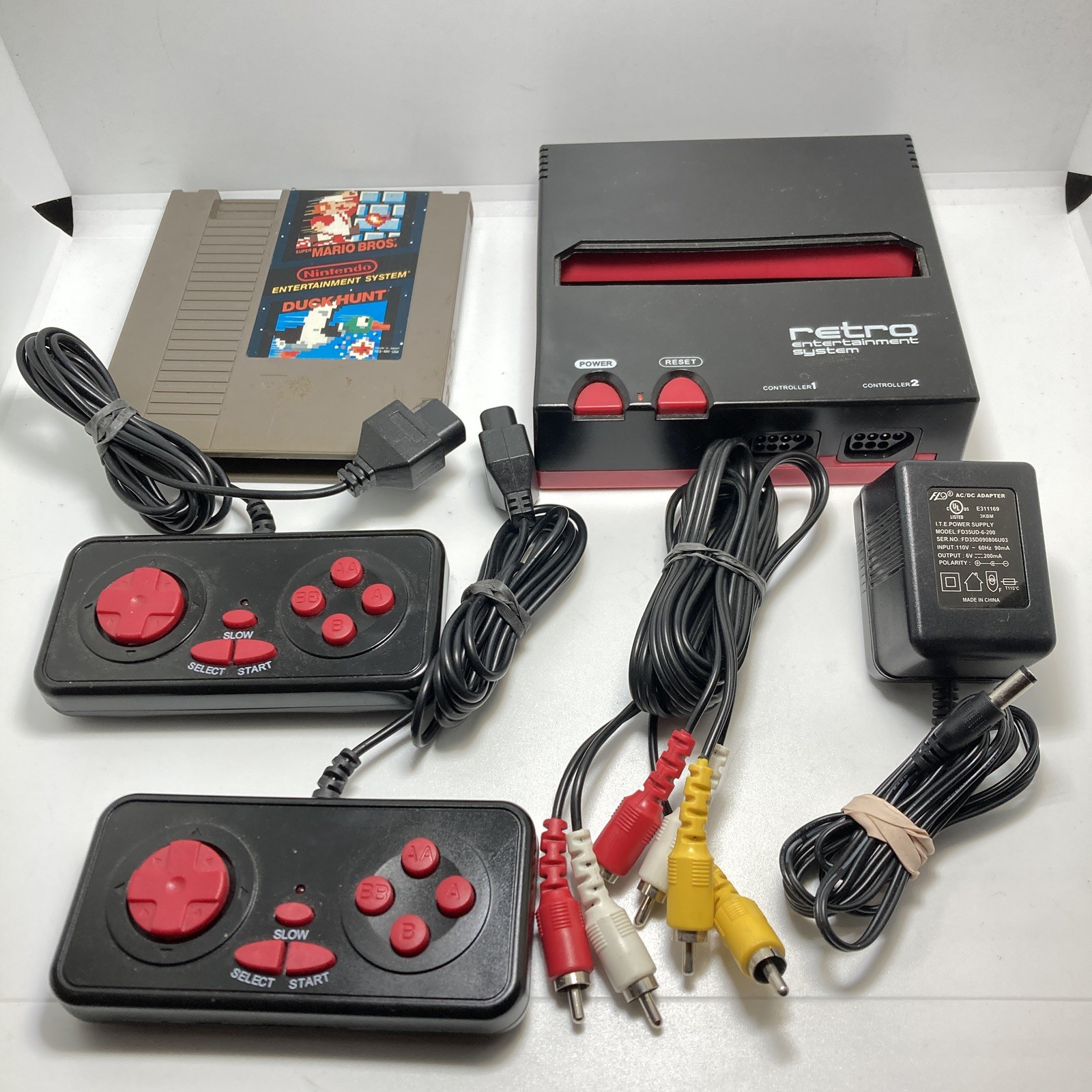 Retro-Bit Black & Red Aux And Cable Push Button Console + 2 Controllers & Game.