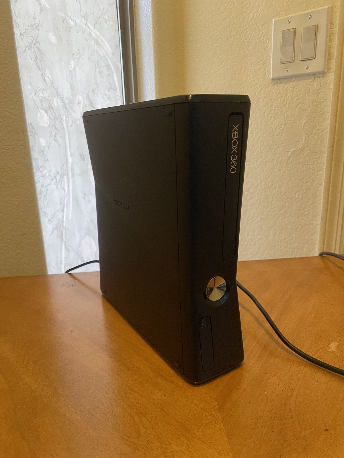 Microsoft Xbox 360 S 4GB Black Console With Kinect