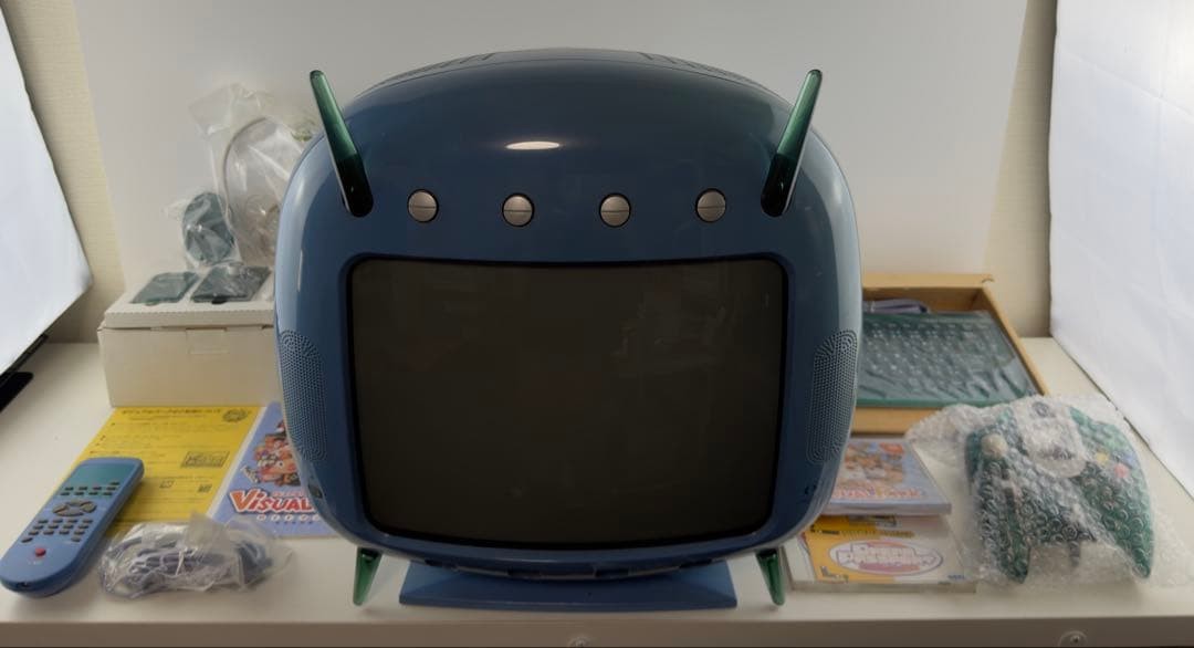 SEGA Dreamcast Divers 2000 Series CX-1 14 CRT TV Console Keyboard Remote Tested