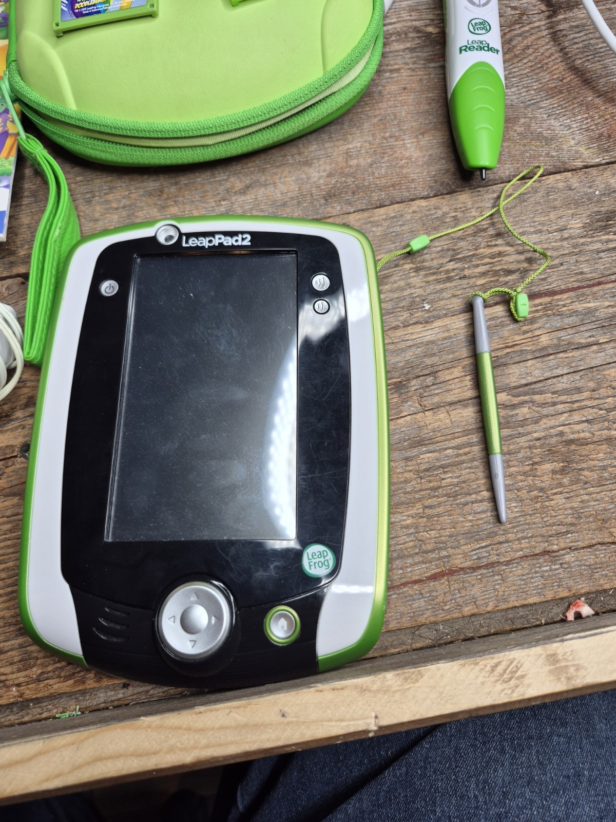 LeapFrog LeapPad2 Explorer Green Tablet W/ Stylus Sleeve& 2 Games + Leap Reader