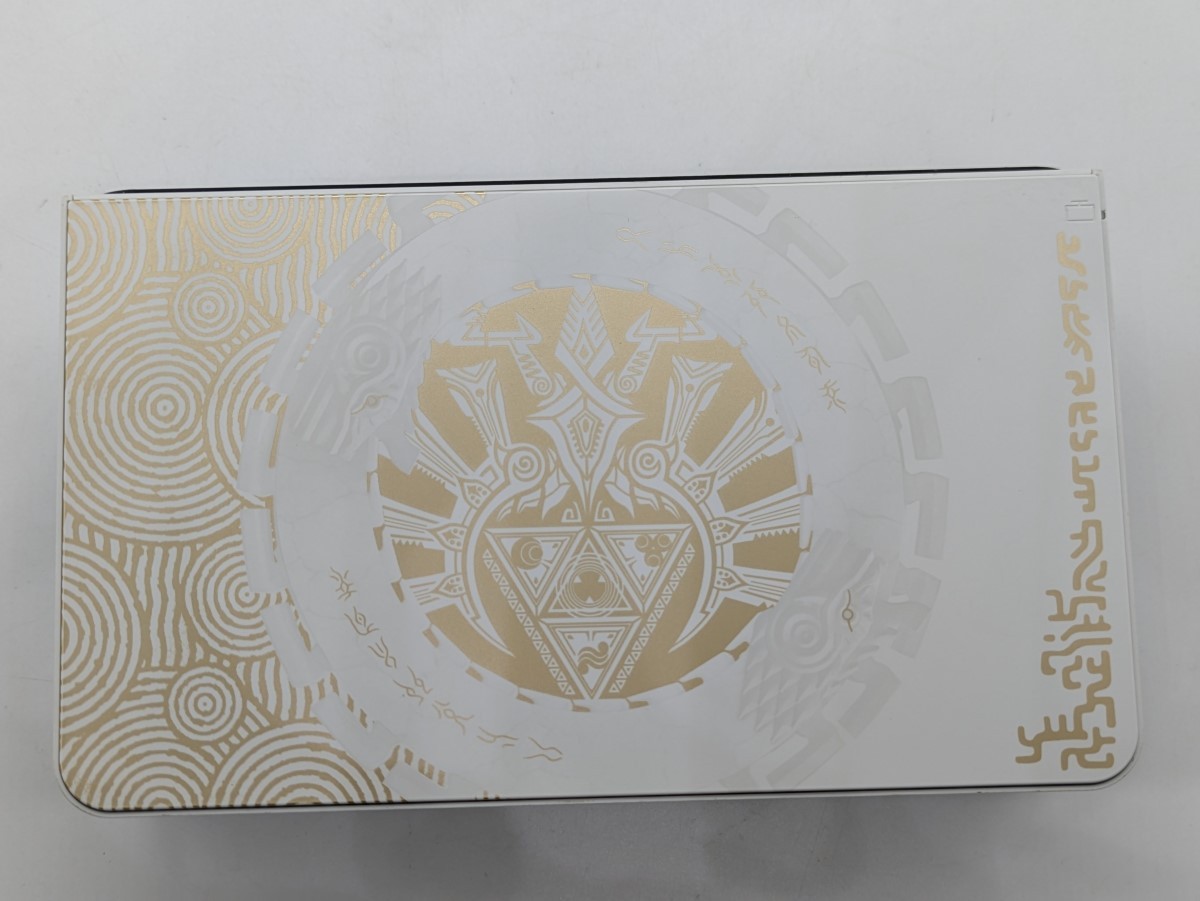 NINTENDO SWITCH OLED HEG-001 ZELDA Edition Bundle w/ OCARINA (EC2040694)