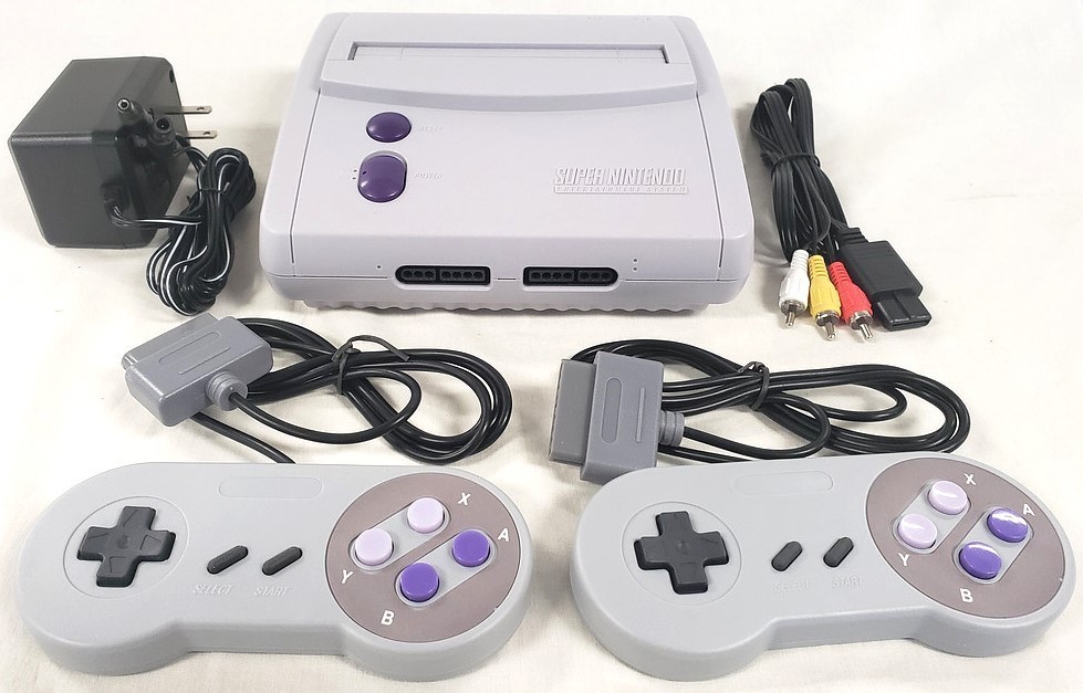 Vtg Super Nintendo Entertainment System MINI SNES Jr Console SNS-101 Game Bundle