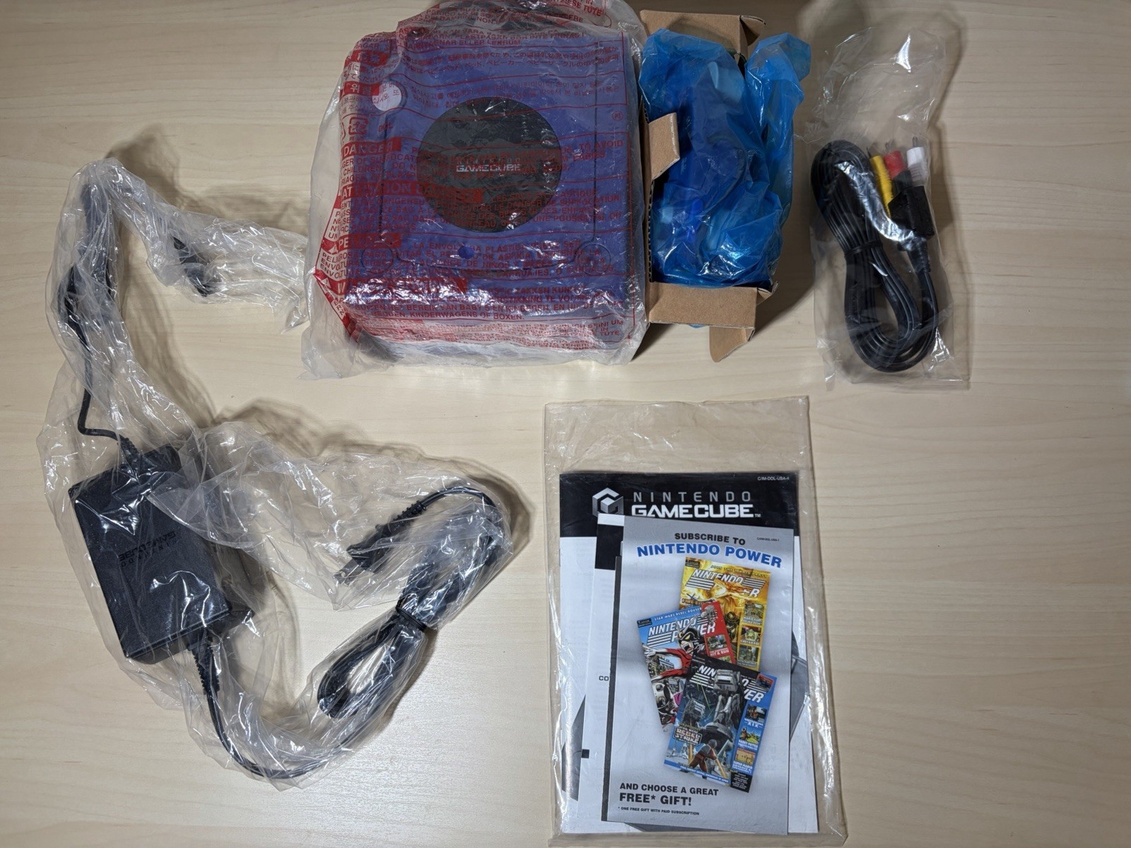 Nintendo GameCube Indigo Game Console DOL-001 NTSC Open Box