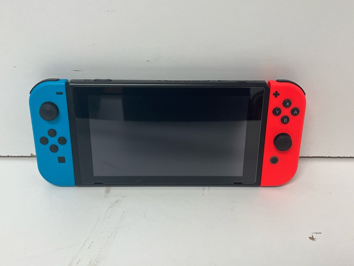 32GB NINTENDO SWITCH HAC-001 (P08033459)