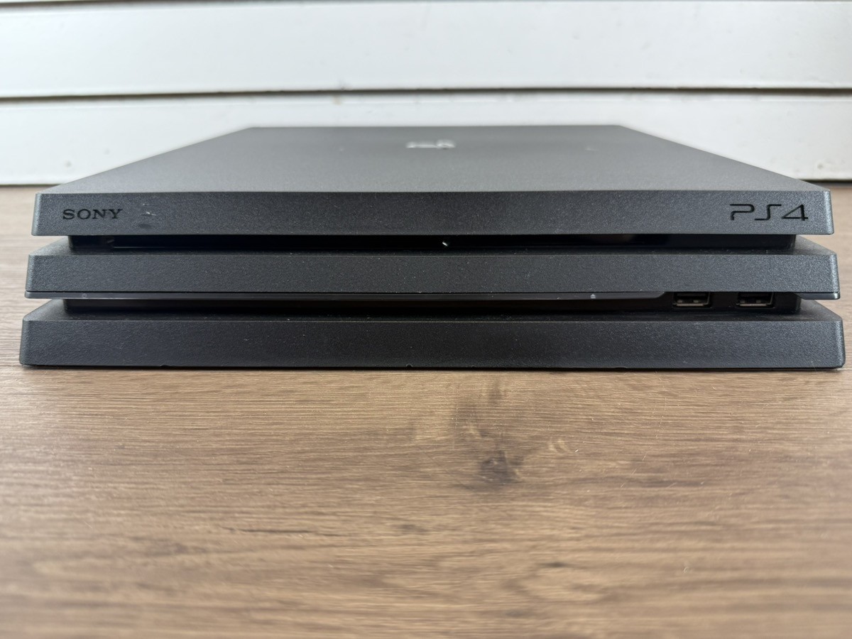 SONY PS4 – SYSTEM PRO – CUH-7215B – 1TB (WCP037130)