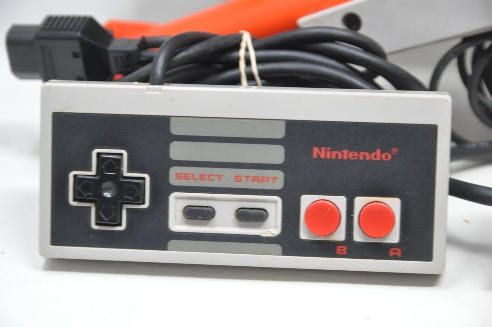Nintendo NES-001 Console & Accessories Zapper Gun Controller RF Switch Power Cor