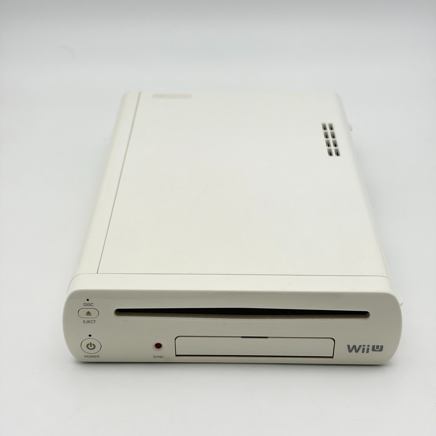 Nintendo Wii U Console White BASIC SET 8GB USED Japanese NTSC-J Region Lock READ
