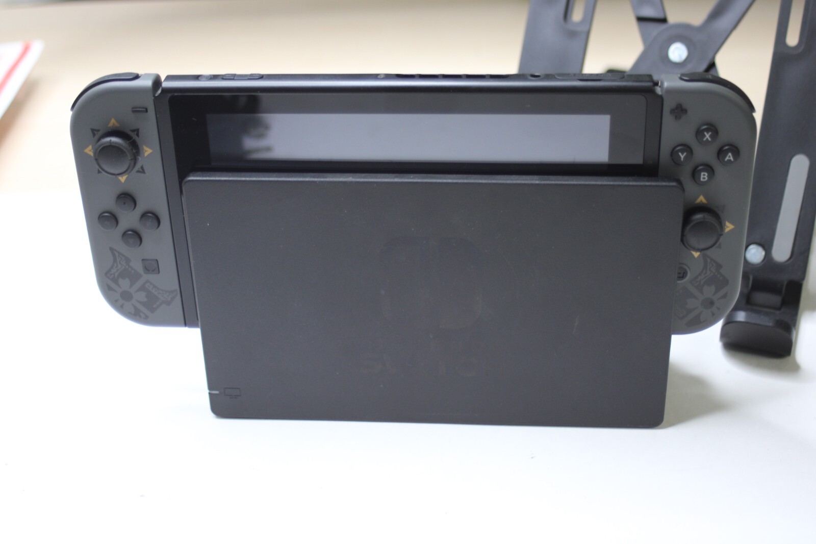 Nintendo Switch Monster Hunter Rise Edition Console HAC-001(-01) – S Rank – Fast