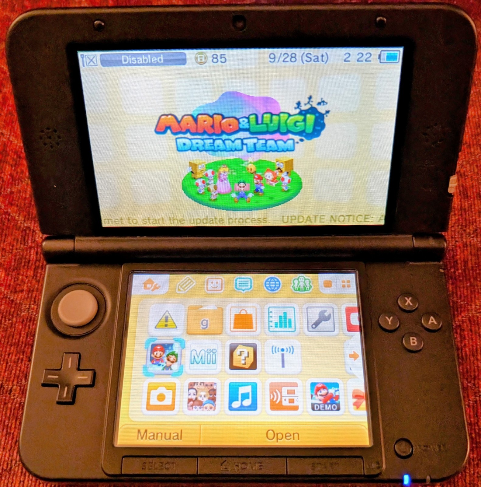 Red Nintendo 3DS XL Console Bundle Game System Adult Owned