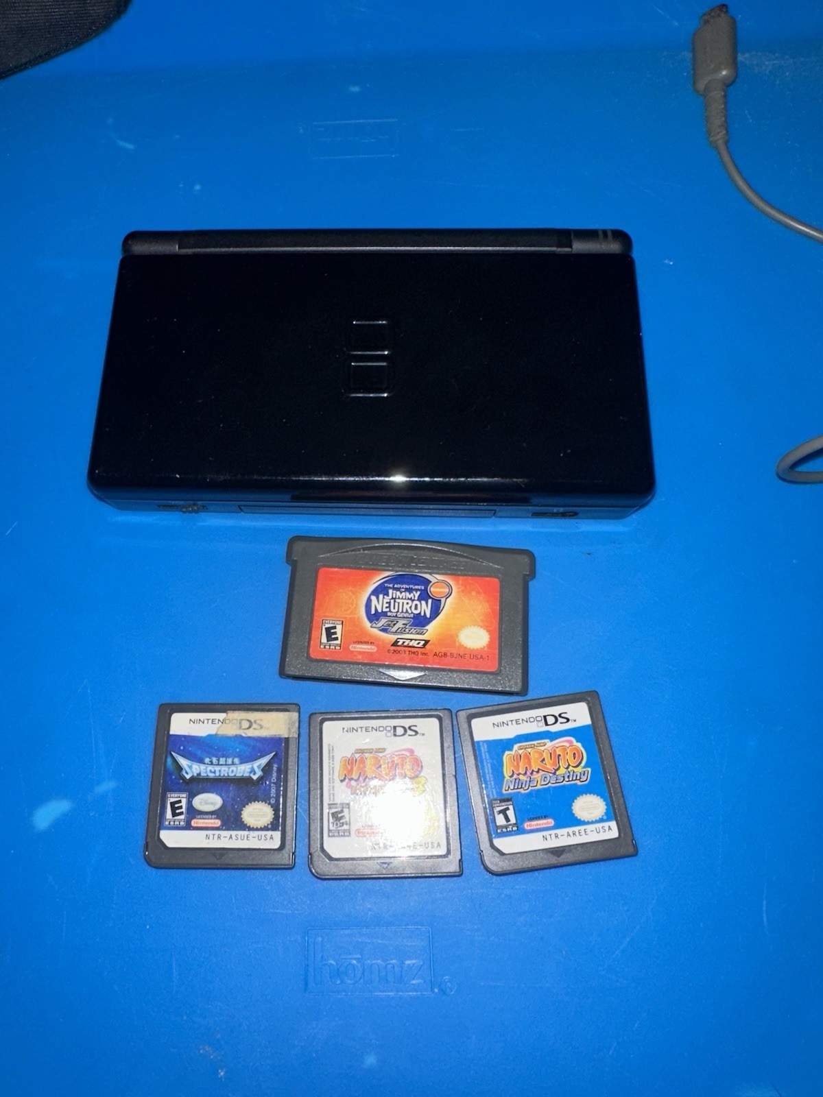 Nintendo DS Lite Black Handheld Console Bundle w/ Games, Case, Charger