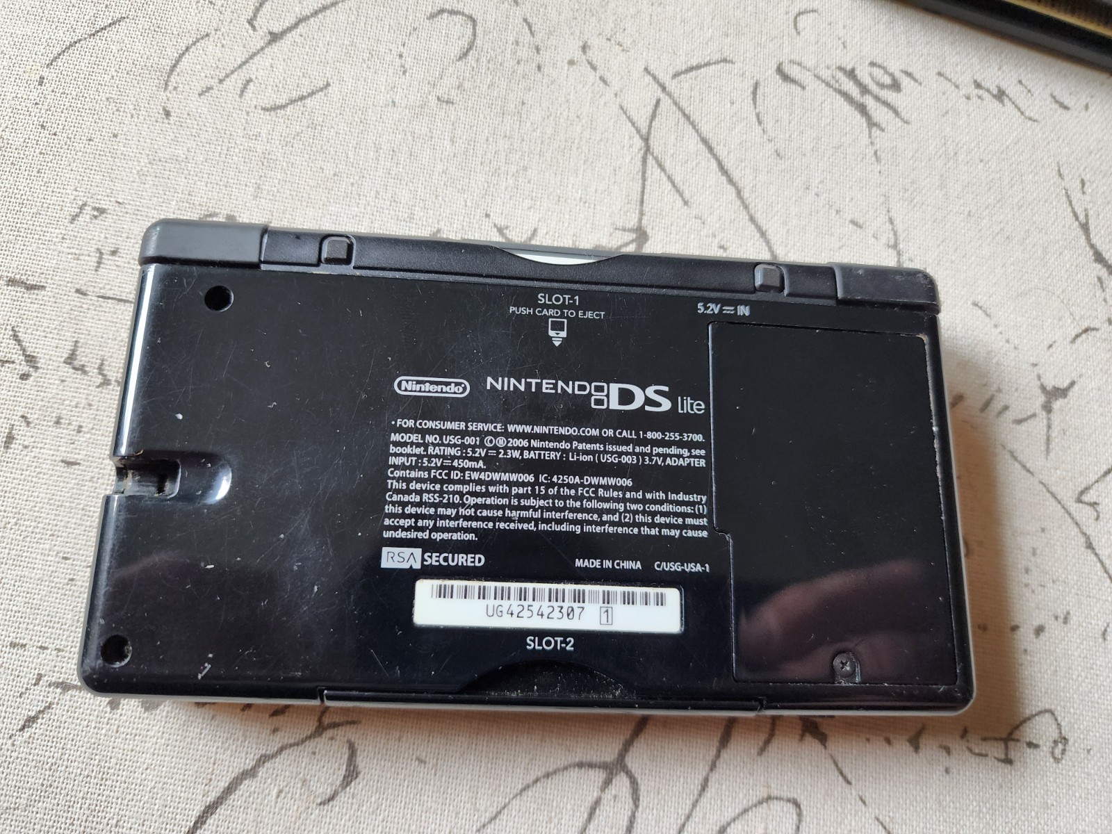 Nintendo DS Lite 32MB Handheld System – Black (USG-001)