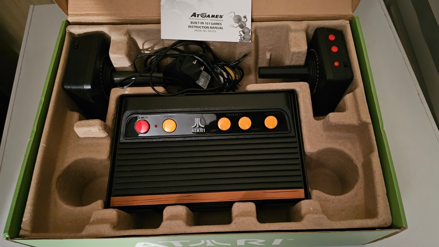 Atari Flashback 7 Classic Game Console – Black/Orange