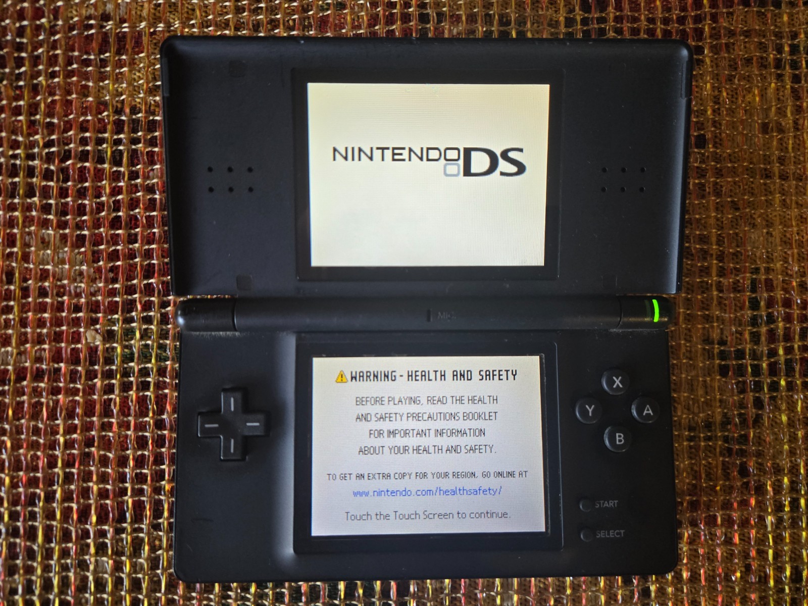 Nintendo DS Lite Console Black With Games, Charger & Stylus TESTED