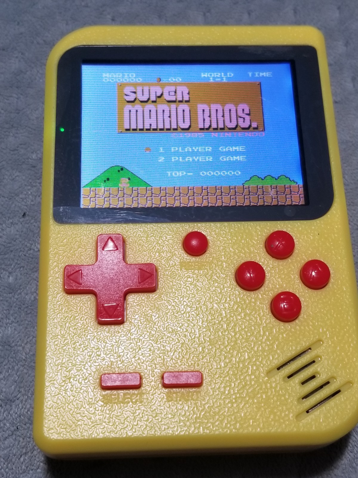 Retro Handheld Game Console 400 In 1 Classic Games 3.0″ Screen Portable Yellow.