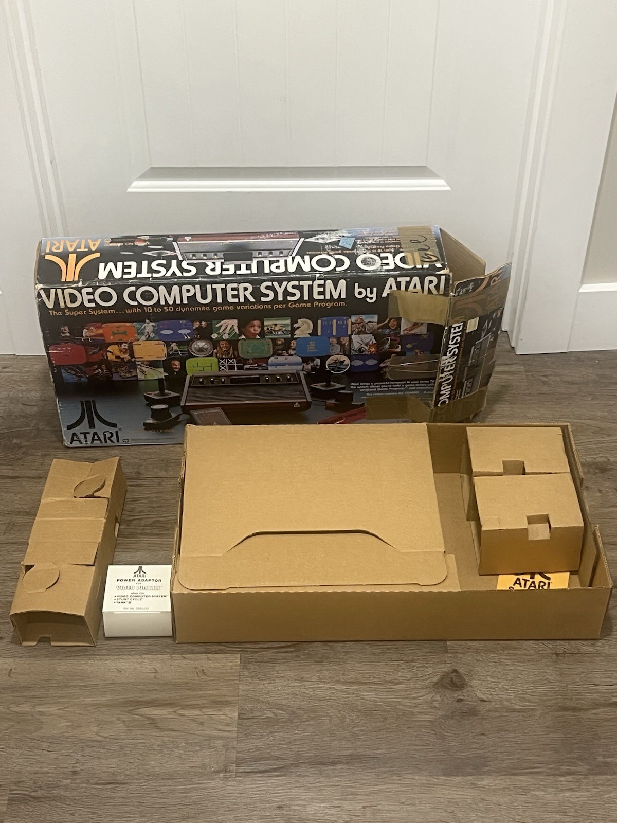Rare 1977 Atari 2600 Heavy Sixer Console System Original BOX ONLY Chess Piece !!