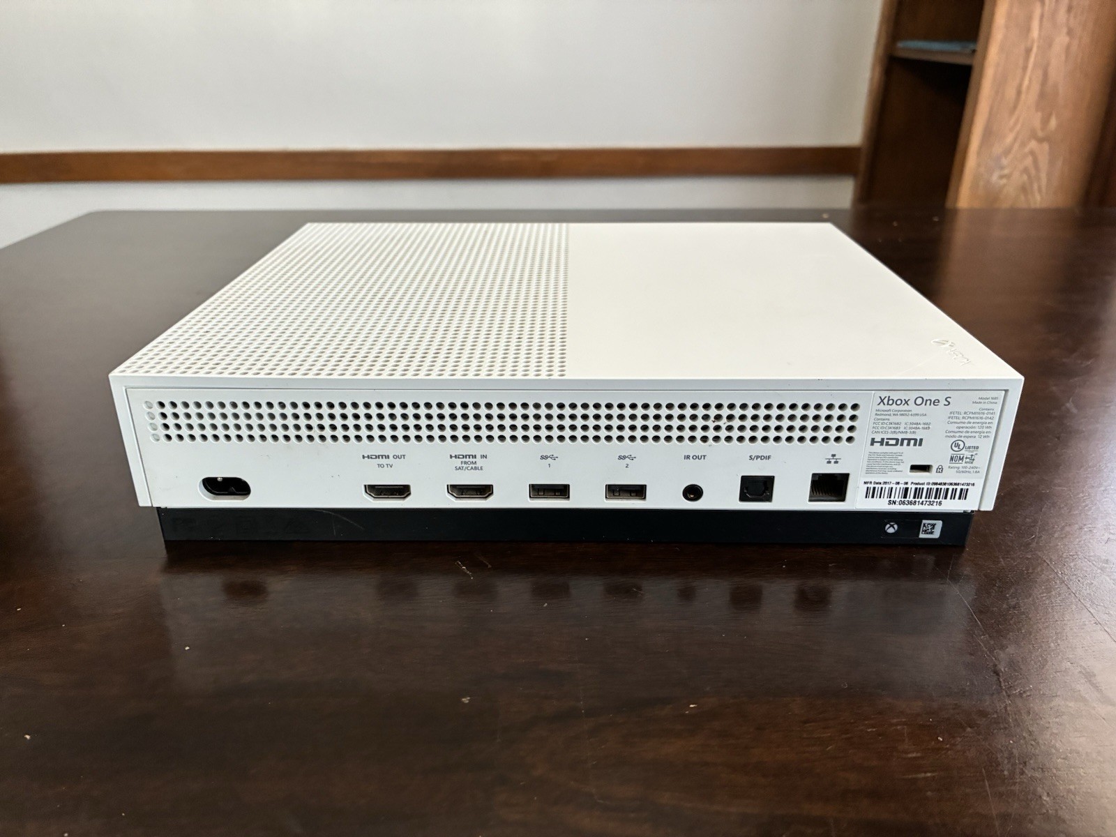 Microsoft Xbox One S 500GB Console Only White TESTED & WORKING