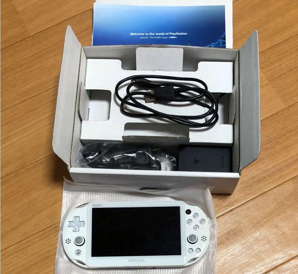 USED excellent PS Vita Wi-Fi Model white Gameconsole PCH-2000ZA12 From Japan F/S