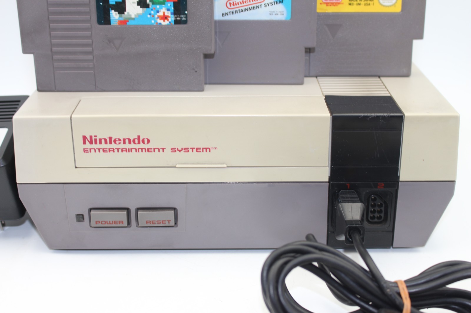 NES Console w/ controller and power supply, Tested w/ Super Mario Bros 1 2 3