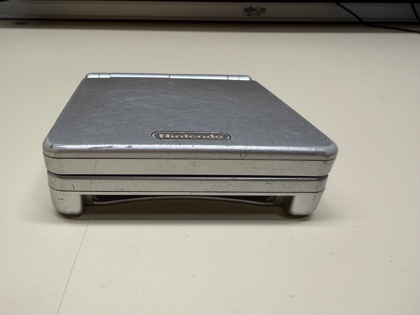 NINTENDO GAMEBOY ADVANCE SP SILVER WORKING AGS-001 WORKING NICE