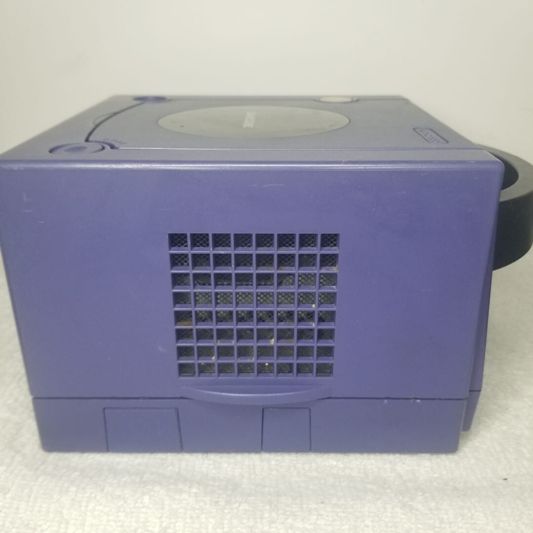 Nintendo GameCube Bundle / Model DOL-001 Indigo + 2 controllers + 5 games