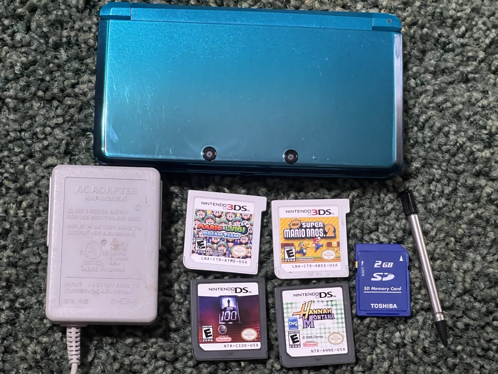 Nintendo 3DS Aqua W/Stylus Charger/Sd Card/ 4 Games, 2 Mario/Tested Working Nice