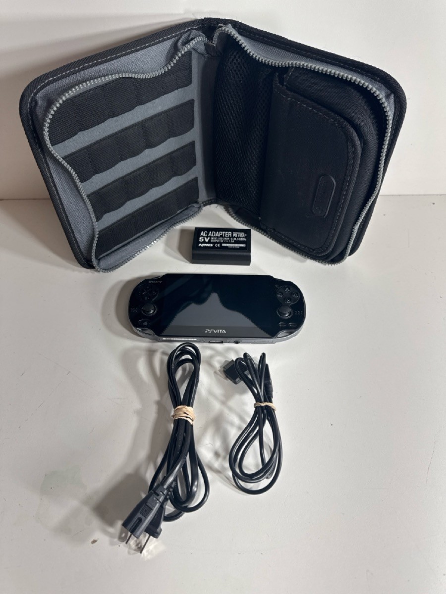 SONY PS VITA W/BAG+CHRGR (P17030107)