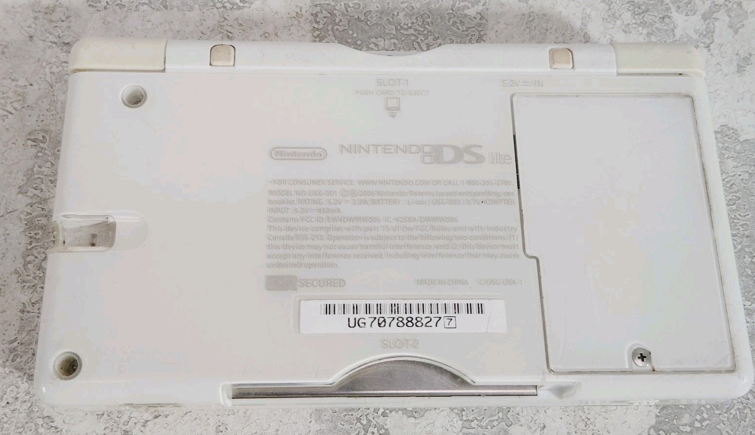 Nintendo DS Lite Bundle 2 Games Charger Stylus Mega Man White Scooby Doo
