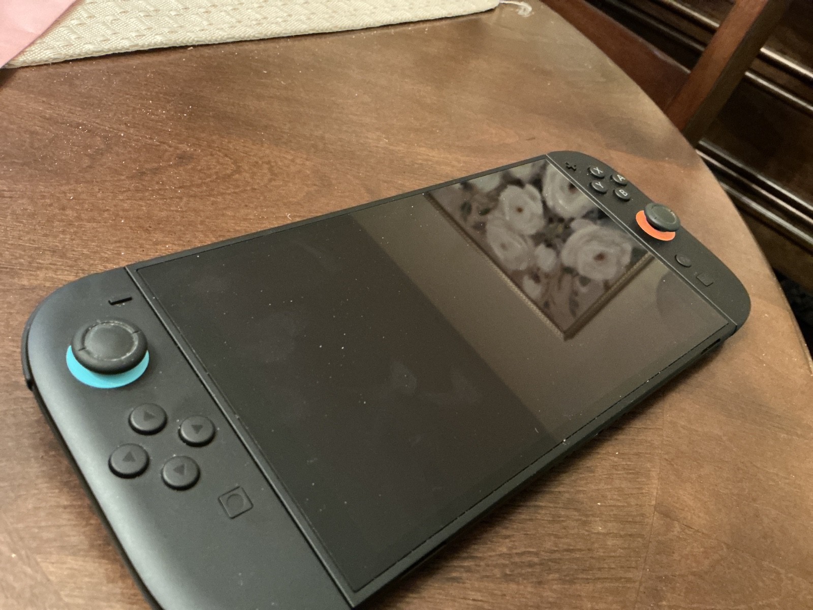 Nintendo Switch Game Console – 32GB, New Edition, Gray (10002199)