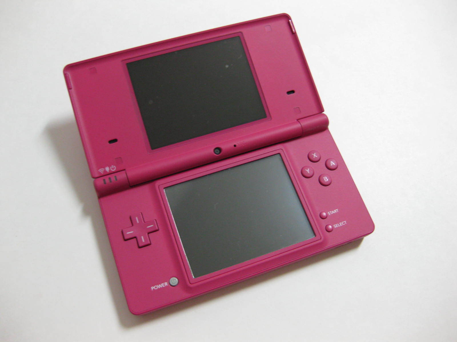 Nintendo DSi Launch Edition Pink Handheld System w/ 3 Games SUPER GREAT CONDTION