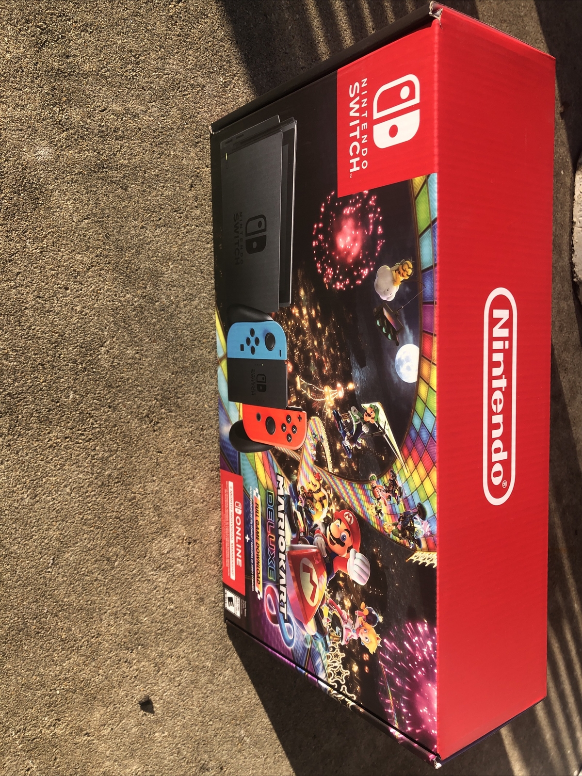 Nintendo Switch Mario Kart 8 Deluxe Bundle Red/Blue 32gb + 3 Months New