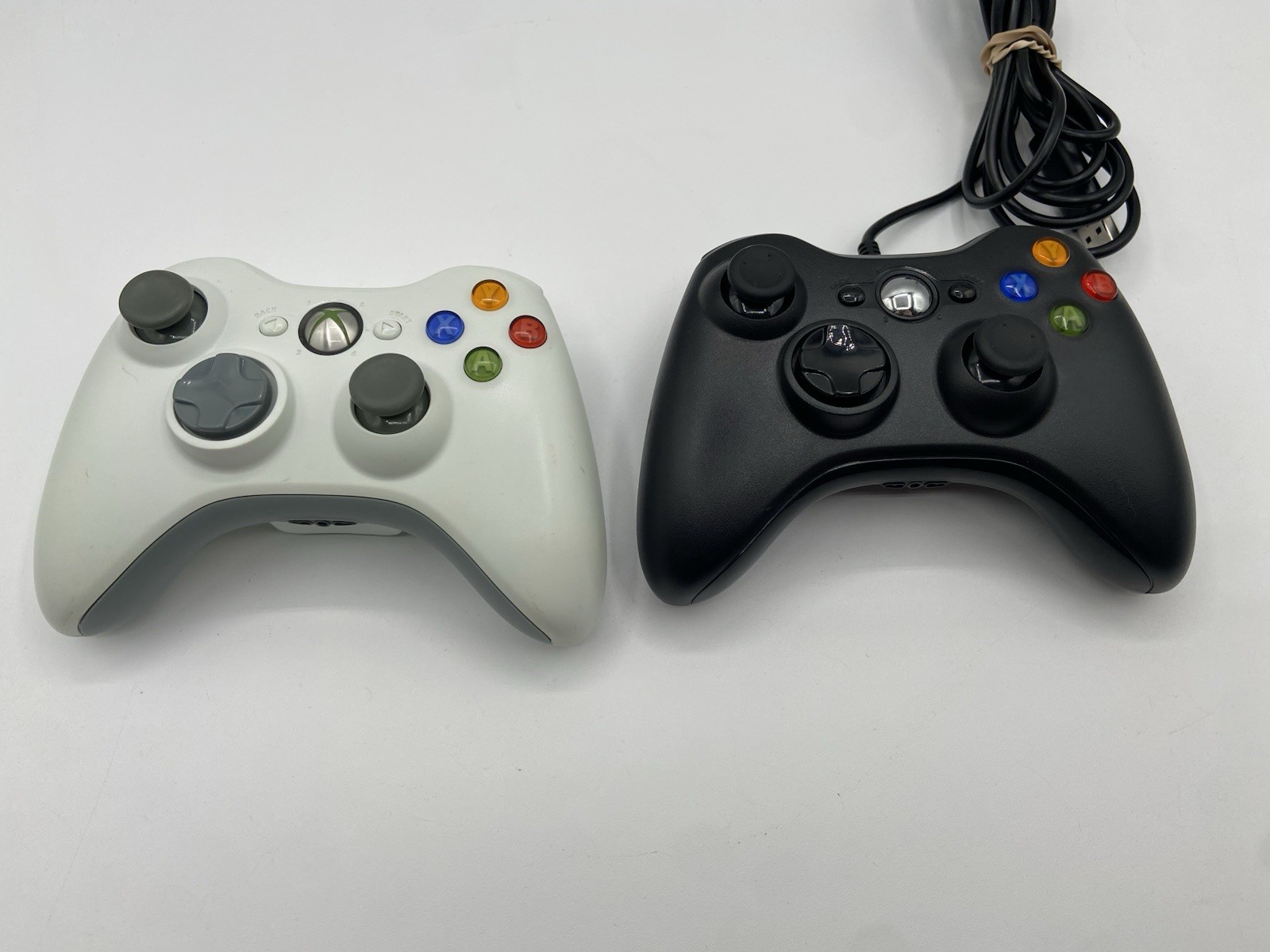 Microsoft Xbox 360 E Blue 500GB Bundle 2 Controllers 3 Games Tested Works