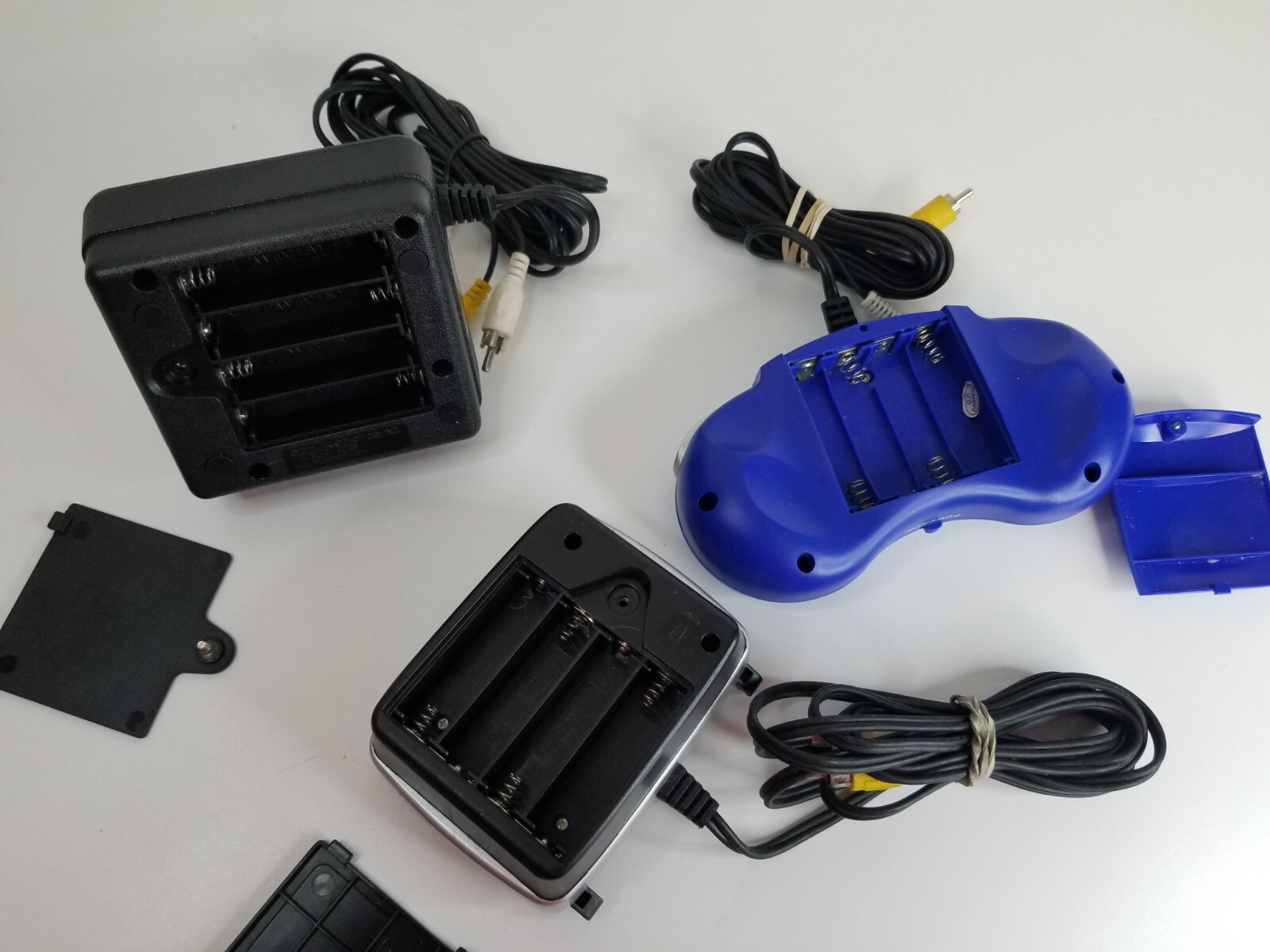 ATARI Classics 10-in-1 & Intellivision Play Power Plug And Play Game Lot TESTED