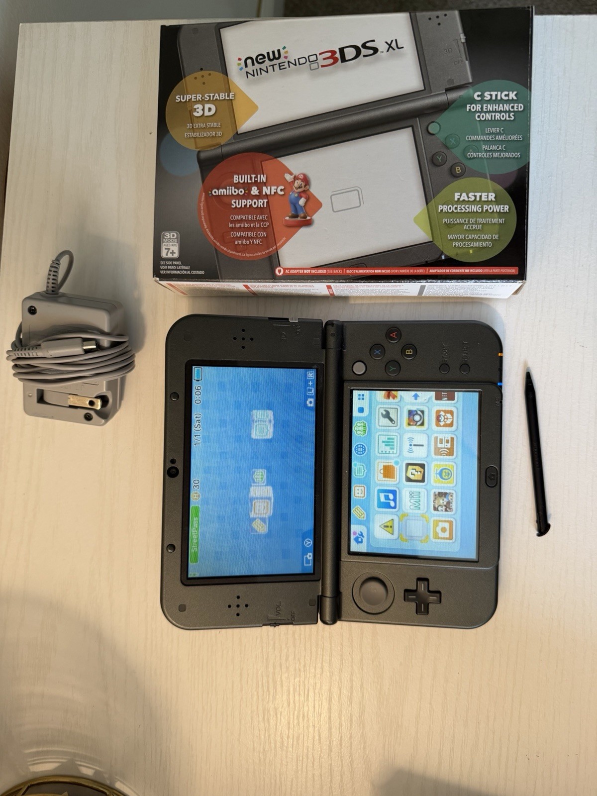 New Nintendo 3DS XL Black Console W/ Charger Stylus Manual Tested Works Great US