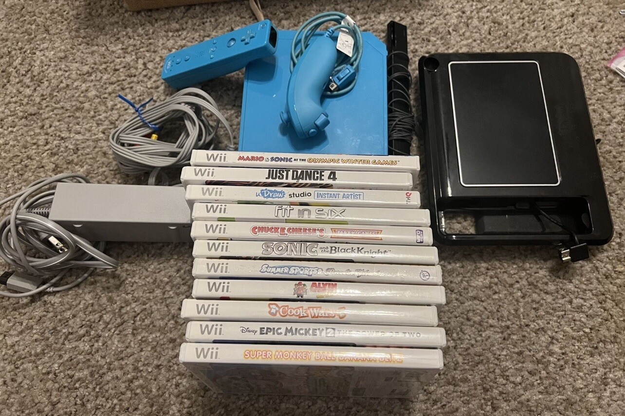 Nintendo Wii Video Game System & UDraw Game Wii Tablet & 11 Wii Games
