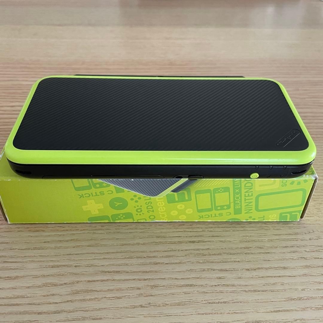 Nintendo 2DS LL – Black/Lime