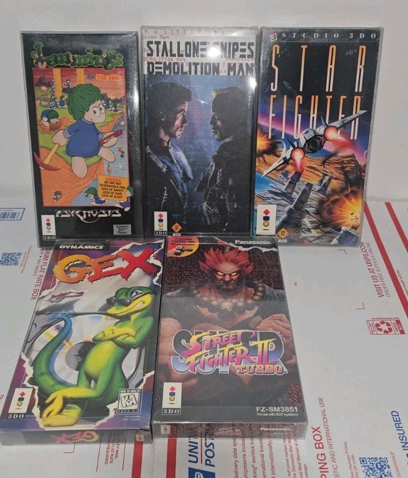 5 3DO Games Including Super Street Fighter II Turbo, GEX, Lemmings, Read!