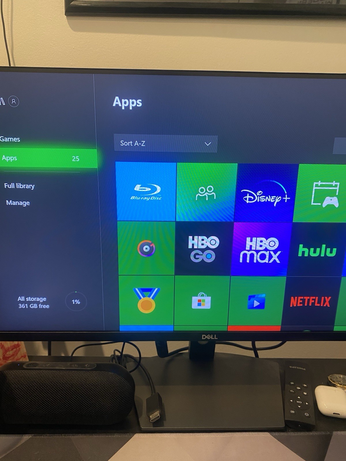 Microsoft XBOX One 1540 Console FOR PARTS – POWERS ON – DOES NOT READ DISCS!