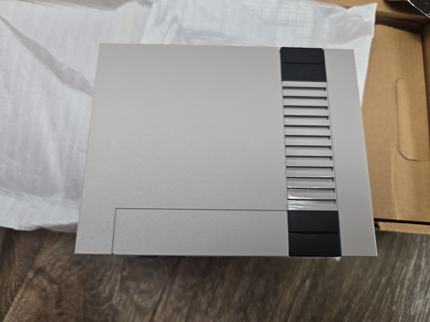Nintendo NES Classic Edition Console with 1 Controller Box – NEW but Incomplete