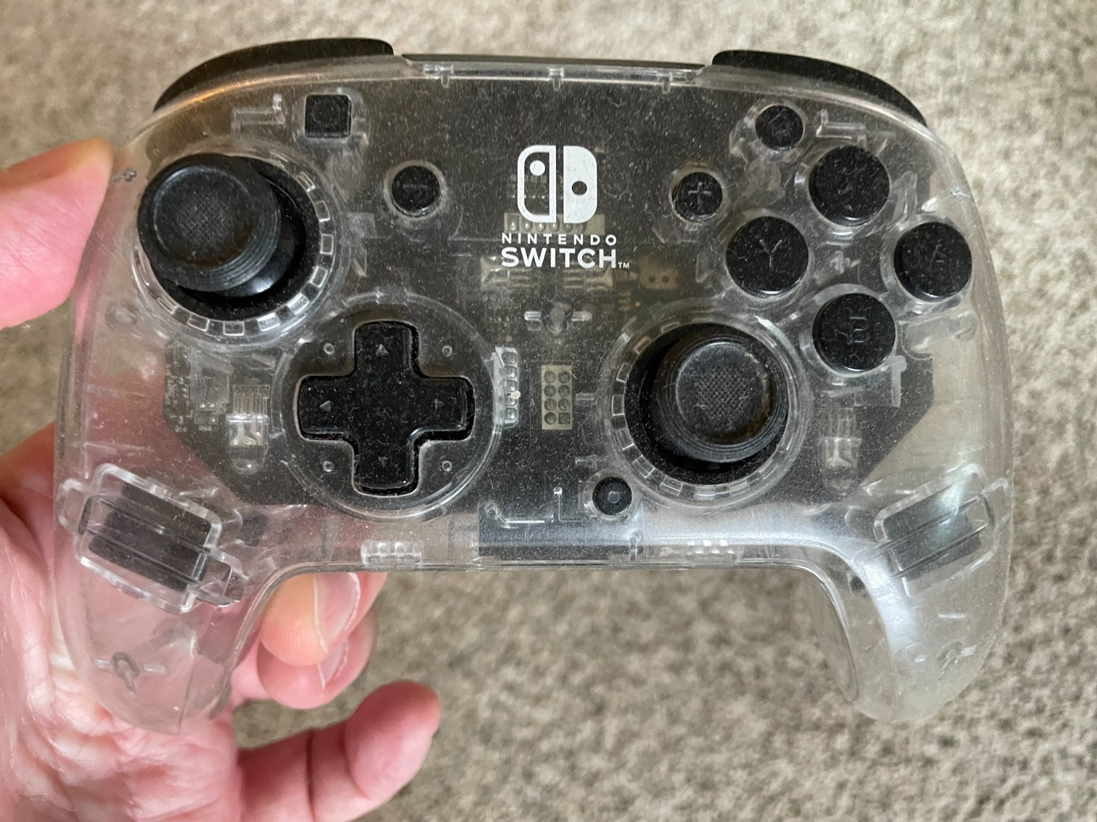 Nintendo Switch 32GB Console Bundle extra controllers dock + 3 Games + Extras
