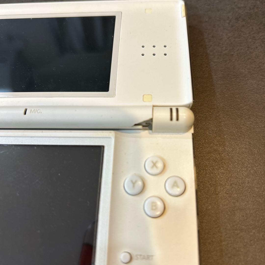 Nintendo DS Lite Crystal White Console Japan Box Charger Hinge Crack