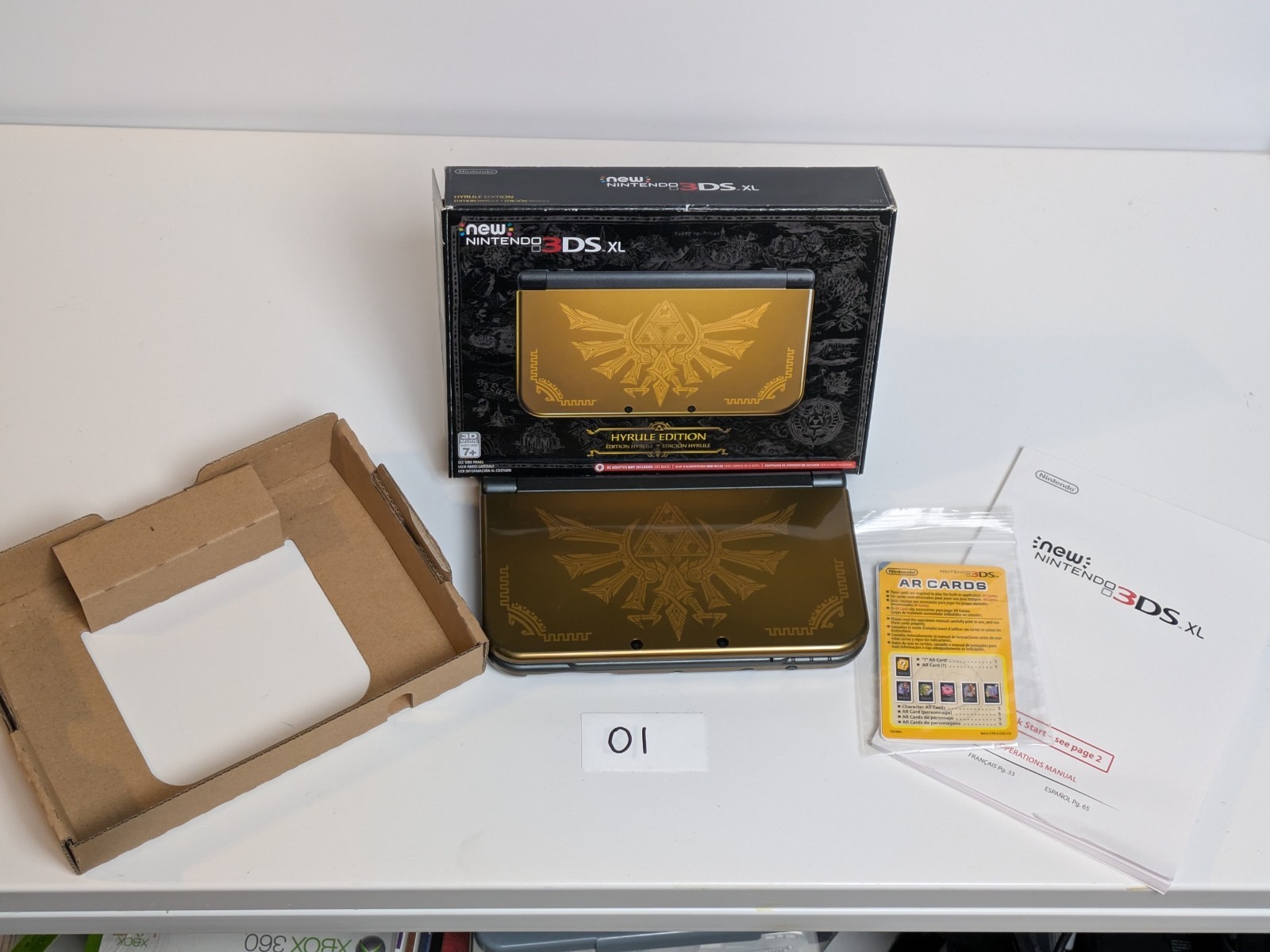 Nintendo New 3DS XL Zelda Hyrule Edition With Box, Manual AR Cards Very Cool!