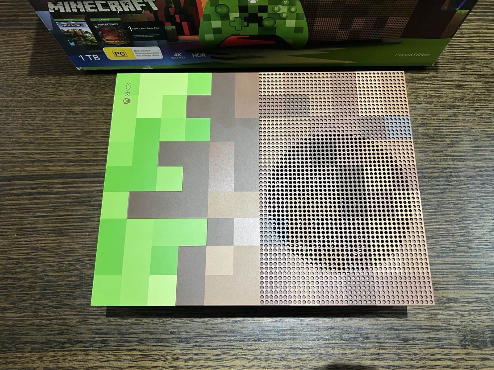 Microsoft Xbox One S 1TB Minecraft Limited Edition Console – Excellent Condition