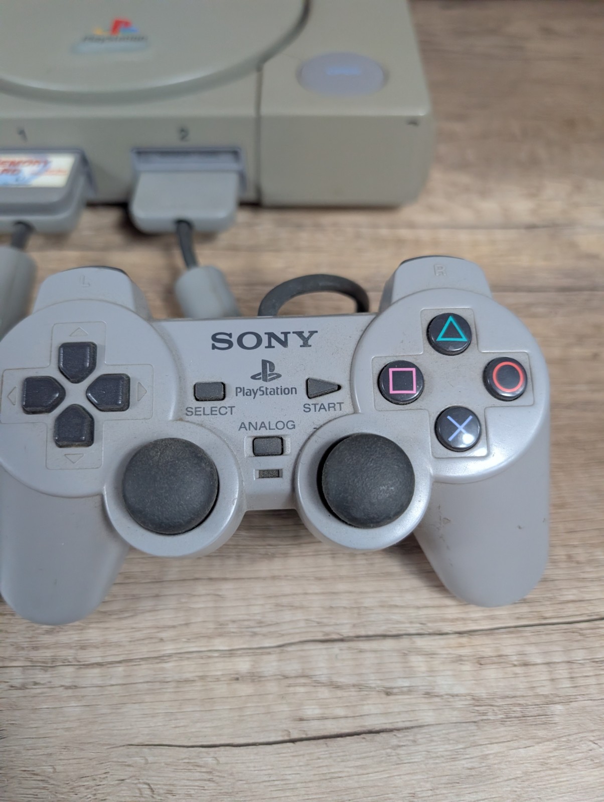 Sony Playstation 1 PS1 Console Bundle w/ 2 Controllers Av Cord Memory SCPH-7501