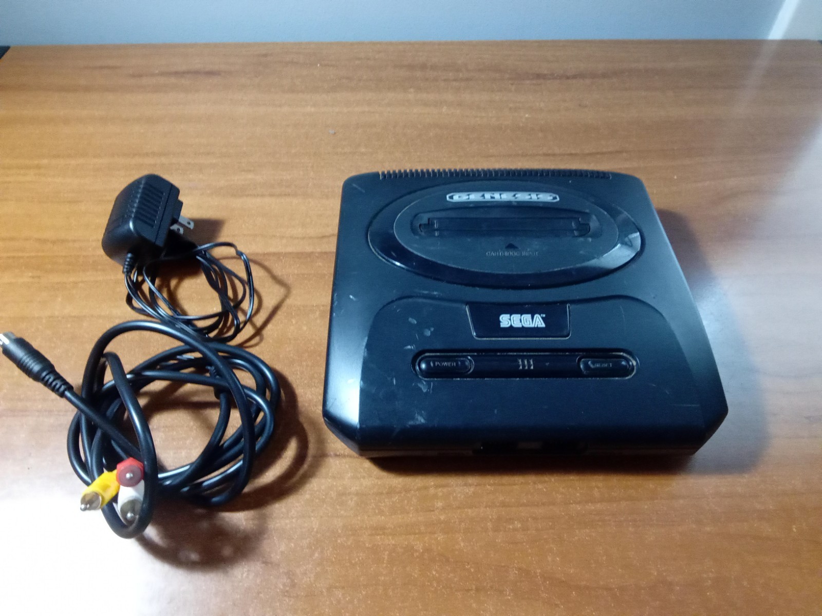 Sega Genesis 2 Console + Cables *TESTED*