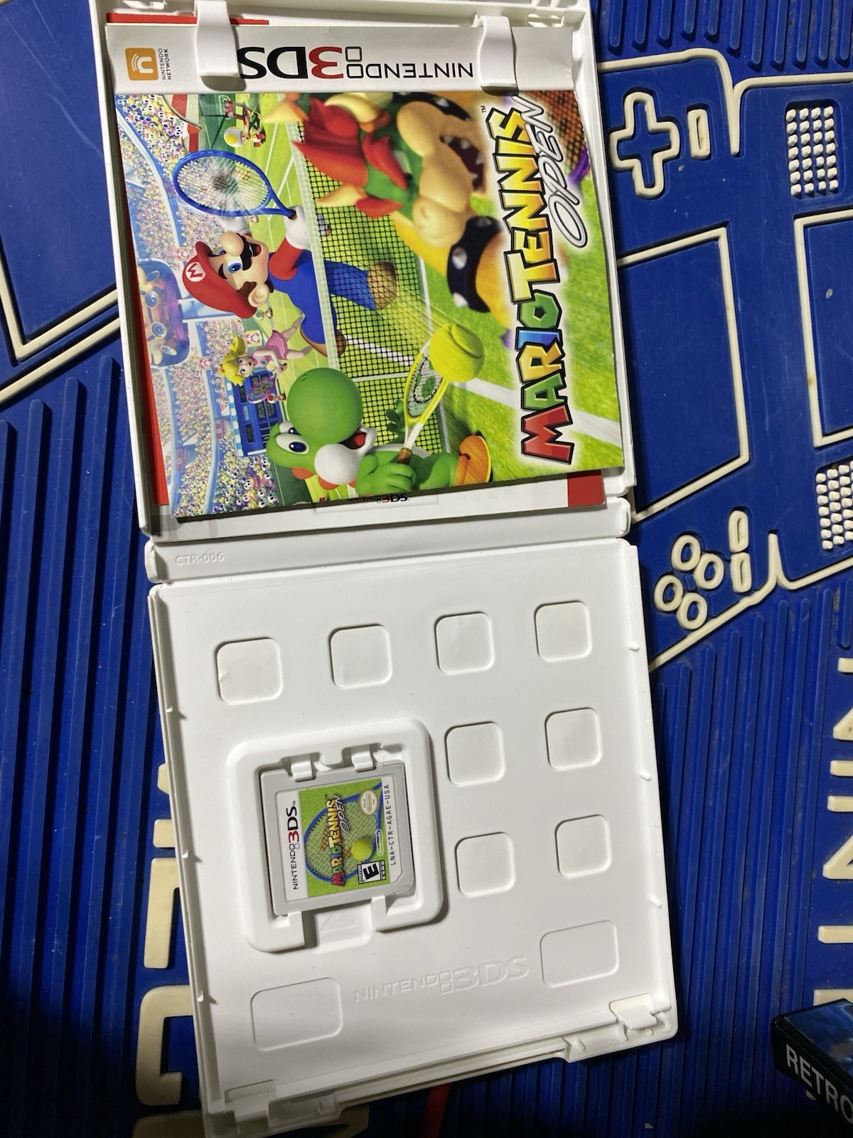 Nintendo 3DS “Pearl Pink” OEM Charger, 2GBcard, Mario tennis game. tested A-1