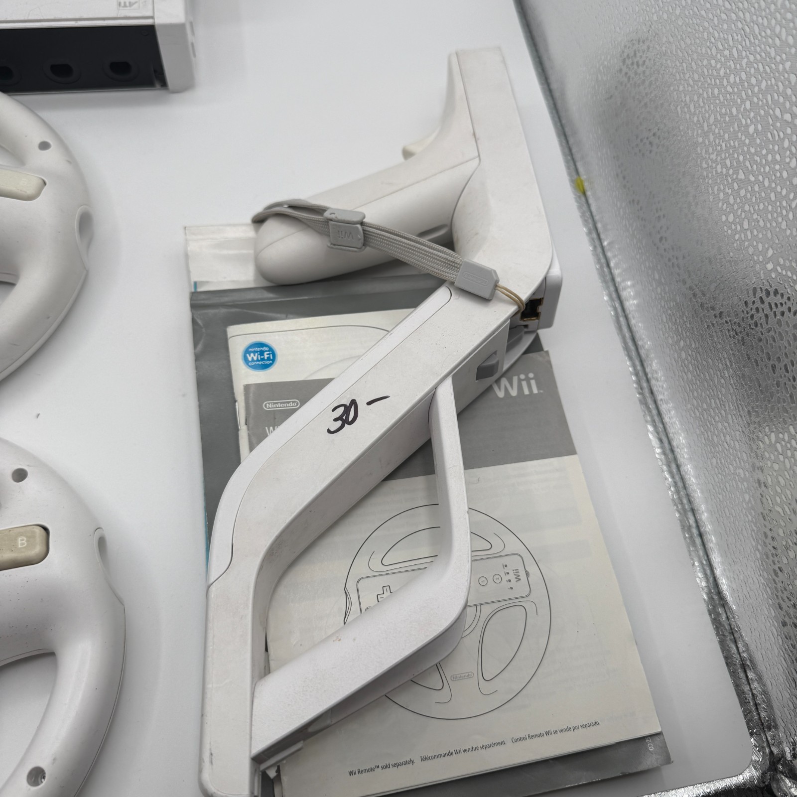 Wii Bundle Controllers Console Steering Wheels Gun Controller Manuals TESTED