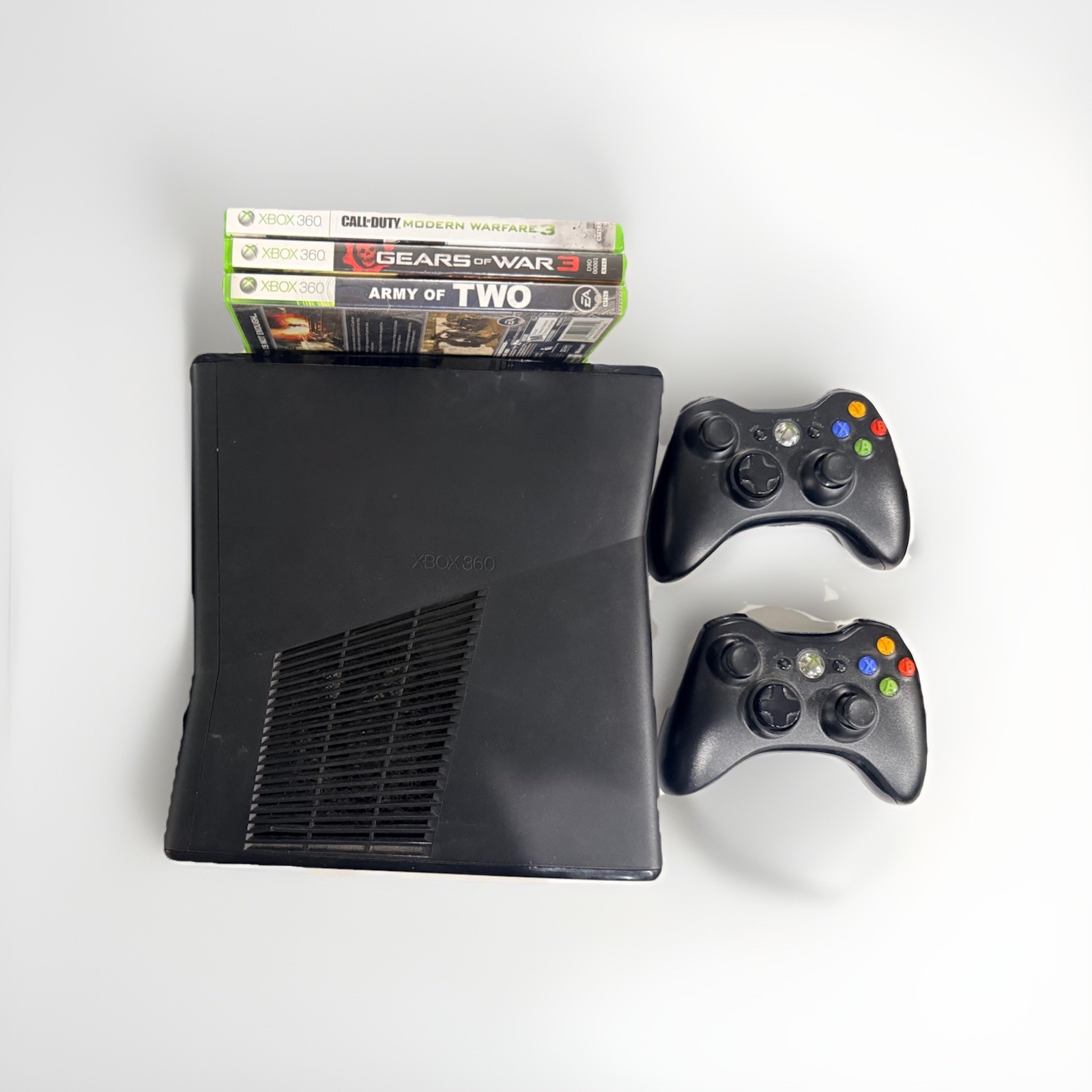 Xbox 360 250gb Slim Bundle With 3 Games And 2 Controllers, Acc, Tested Working
