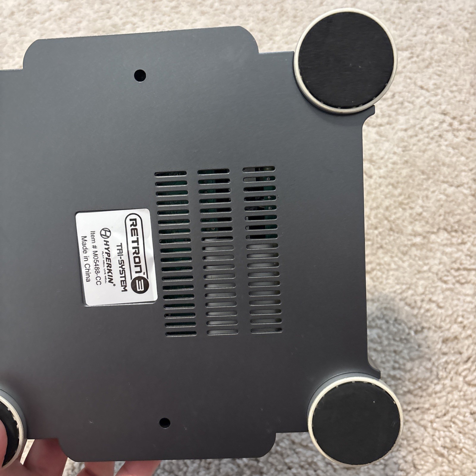 BROKEN Hyperkin Retron 3 Console For Parts NOT WORKING